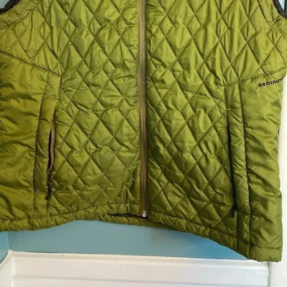 Redington women’s green puffer vest size XL - Picture 4 of 9